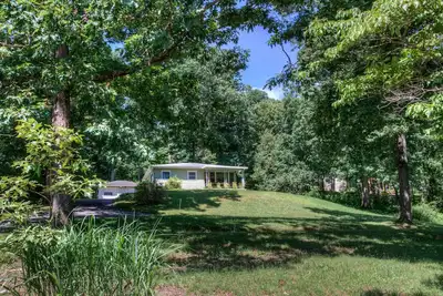 Image de Country Cottage:Cozy, Clean, Private & Central Loc