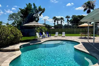 Relaxing escape near coastal charm