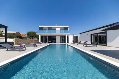 Image de Superbe maison à Razanac avec sauna