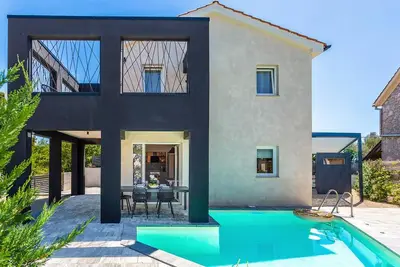 Image de Superbe maison Ă Sveti Ivan Dobrinjski