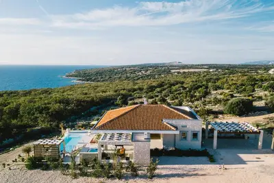 Image de Superbe maison à Novalja avec WiFi