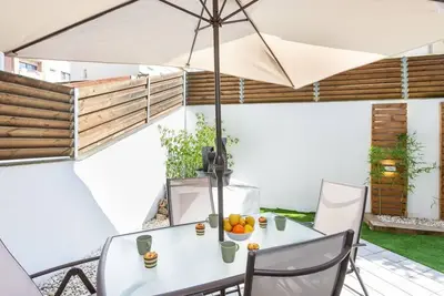 Image de Joli appartement pour 6 personnes avec piscine, Wifi, Tv et patio