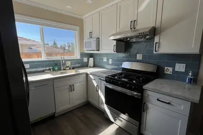 Image de A luxury 1b1b 1-4guest suit