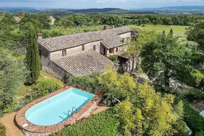 Image de Maison de Campagne à Monteriggioni avec 6 chambres à coucher, 12 couchages