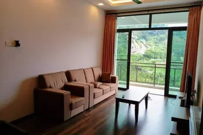 Image de Strategic 3 Bedroom Apartment - 1 min walk to Kea Farm!