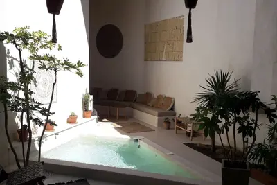 Maison au Charme Authentique.