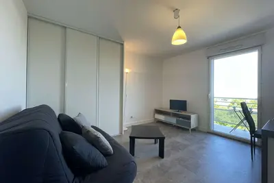 Image de Appartement 2 pièces avec balcon, résidence sécurisée et parking à La Rochelle