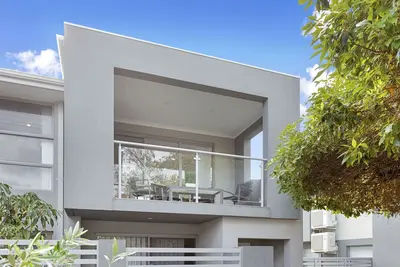 Image de 134 North Perth Nest high quality perfect location 4 people +parking