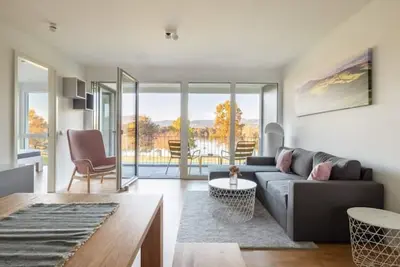 Image de Family-friendly vacation apartment \"Badespaß\" directly on the lake with balcony
