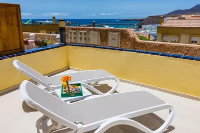 Image de Beautiful holiday home with views of the Port