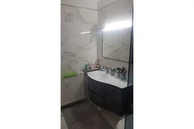 Image de T2 a proche plage et centre vu mer et montagne