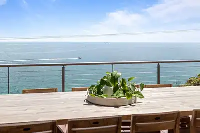 Image de Clifftop Coastal Sanctuary, Panoramic Views
