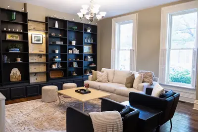 Image de Charming Historic Downtown House w/secluded backyard <2 miles from Purdue