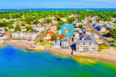 Image de Walnut Beach Escape Fenced Oasis Yard