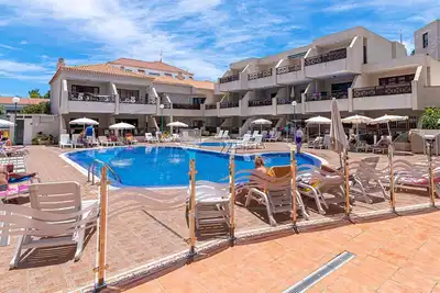 Image de Go2tenerife Apart'Elisa Proche plage & Vue s/piscine