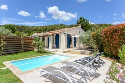 Image de Villa climatisée avec piscine privée