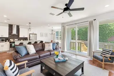 Image de South Austin, 3 Bedrooms, Luxury Kitchen