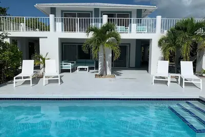 Image de Cheerful 3 bedroom Villa close to Grace Bay and Chalk Sound