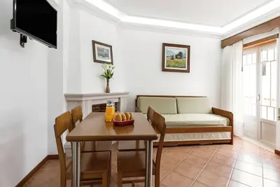 Village Beach House - 50 mt from Nazare Beach