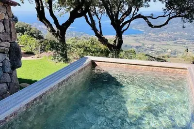 Image de A Vigna - Caseddu Petru Ghjaseppu vue mer et piscine chauffée
