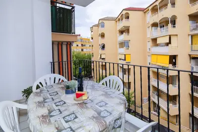 Image de Bel appartement pour 6 personnes avec Wifi, piscine, Tv, terrasse et animaux admis