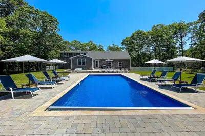 Image de Vacation Station: 116-Bg  Heated Pool, Newly Furnished, Fresh Water Pond Access