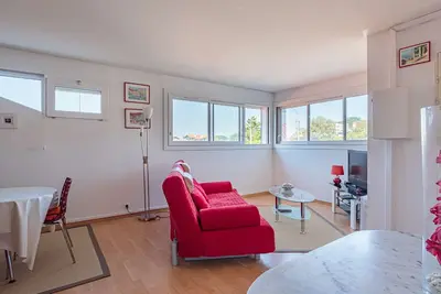 Image de Appartement moderne avec parking proche centre et plage