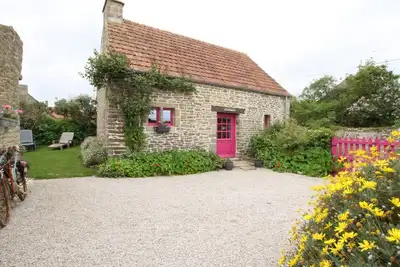 Image de Charmante maison en pierre avec jardin et terrasse couverte