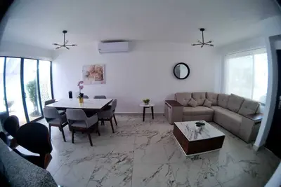 Image de Beautiful family house 10 minutes from the beach