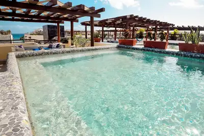 Image de Aldea Thai Ph with Huge rooftop terrace, private plunge pool! Updated & Unique!