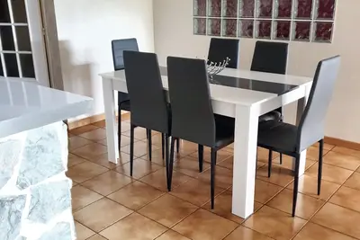 Image de Homerez - Maison chaleureuse à Saint-Remy avec jardin enchanteur