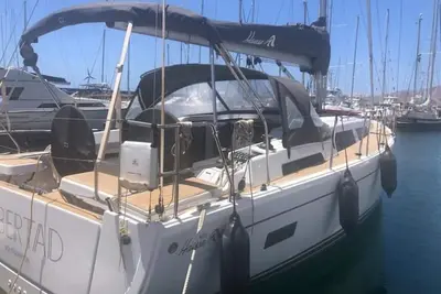 Image de Sought after accommodation in Puerto Calero Marina