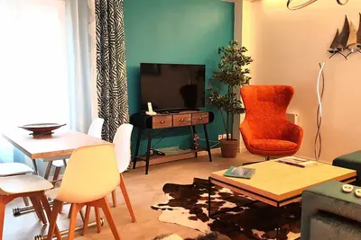 Image de Joli appartement rénové en plein centre ville proche de tous commerces.