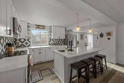 Image de Large10 bed Home! Boulder/Denver