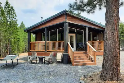 Image de Beautiful newer 2 bed/2bath home with hot tub in Two Rivers North