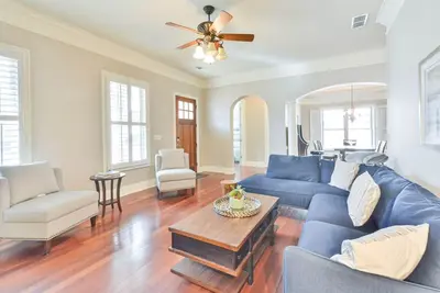 Image de Stunning Home in Atlantic Station - Sleeps 12!