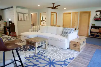Image de Custom Farmhouse Style Bungalow Near Jay Peak