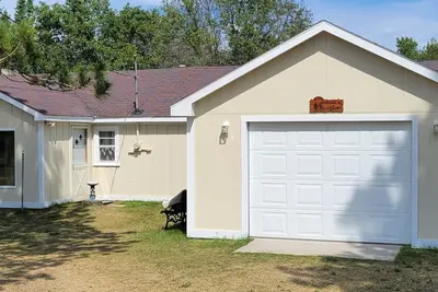 Image de Spacious Four Bedroom Cabin for Northern Escape