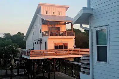 Image de 3 bedroom marsh & sunset views. Non Smoking home 5 minutes from Folly Beach.