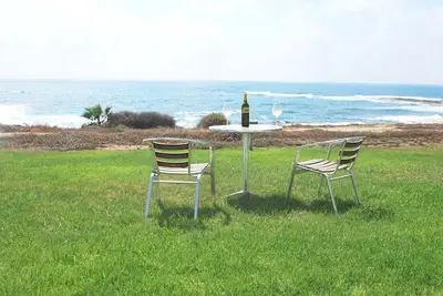 Sea Front, Heated Pool, Lovely Paphos Villa, Villas for Larger Groups Nearby