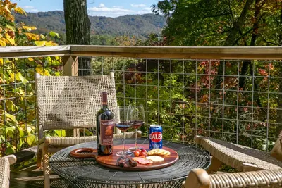 Image de Cozy mountain retreat w/ backyard & Bbq