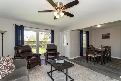 Image de Breezy Paradise, 3 Bedroom with Shared Beach, King Bed