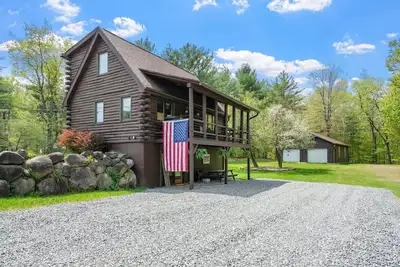Image de Beautiful Sacandaga Lake Cabin in Adirondacks w/ private lake access