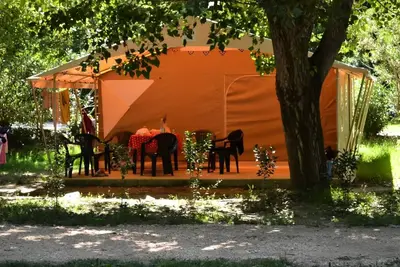 Image de Bungalow Toiletten Standard 2 Zimmer Kanada - ohne Sanitäre 5 Personen