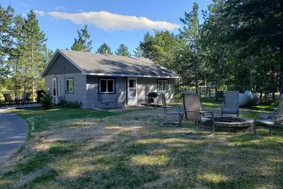 Image de Cozy Cottage centrally located in the U. P!