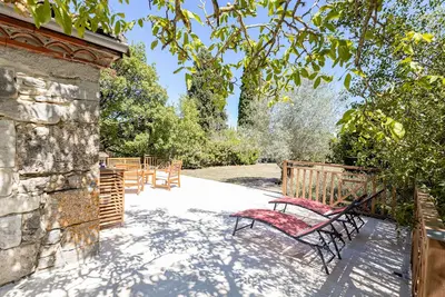 Image de Loft en pierre de 180 m² avec terrasse et belle vue à 10 mn de Cahors