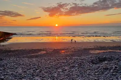 Image de Appartement  très lumineux avec une vue splendide, à 5mn de la plage et falaises