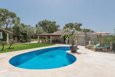 Image de Villa rénovée Ses Rotes à la plage de Cala Sa Nau, Majorque