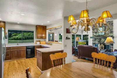 Image de Views of the 8th Fairway at Plumas Pines Golf Resort - 8 Aspen Circle