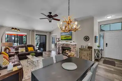 Image de Upscale mountain boutique home! - 26 Alder Court